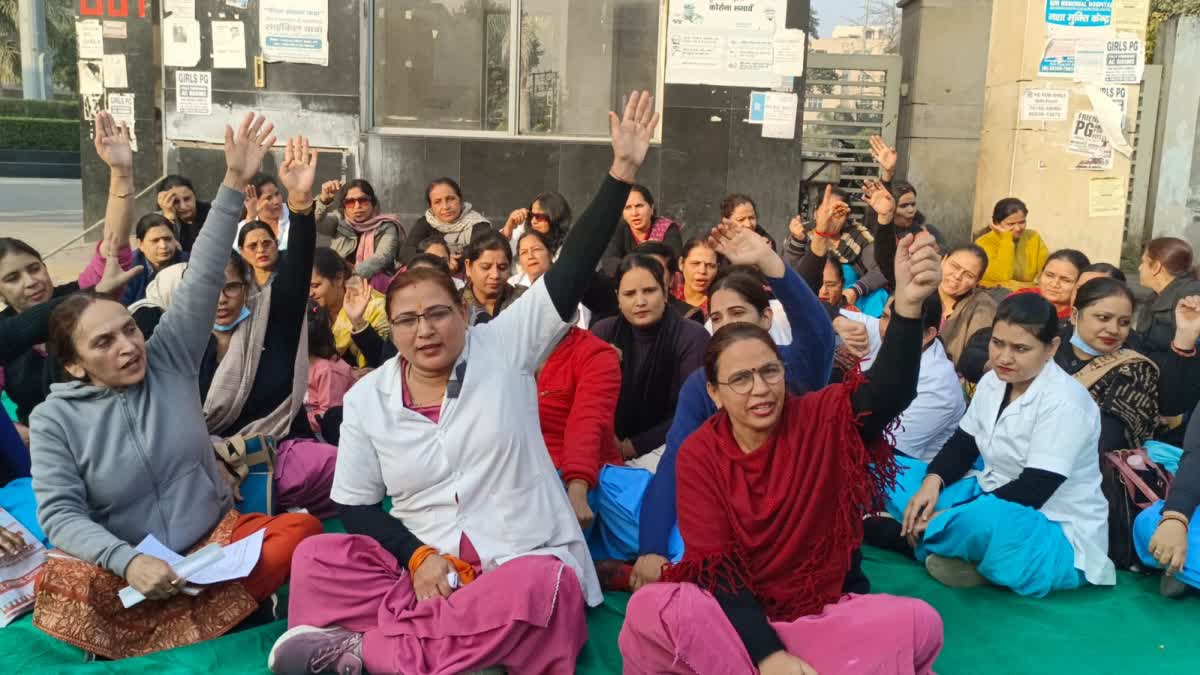 Karnal Nursing Association strike