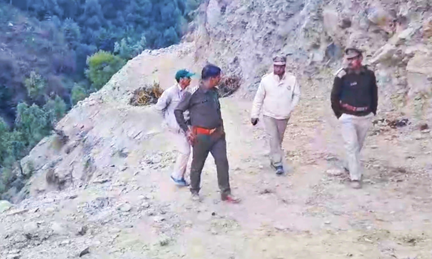Chamba Forest Department action on Kasmal Smuggling