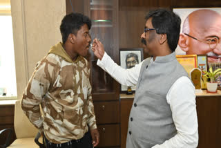 Robin Minz met CM Hemant Soren in Ranchi