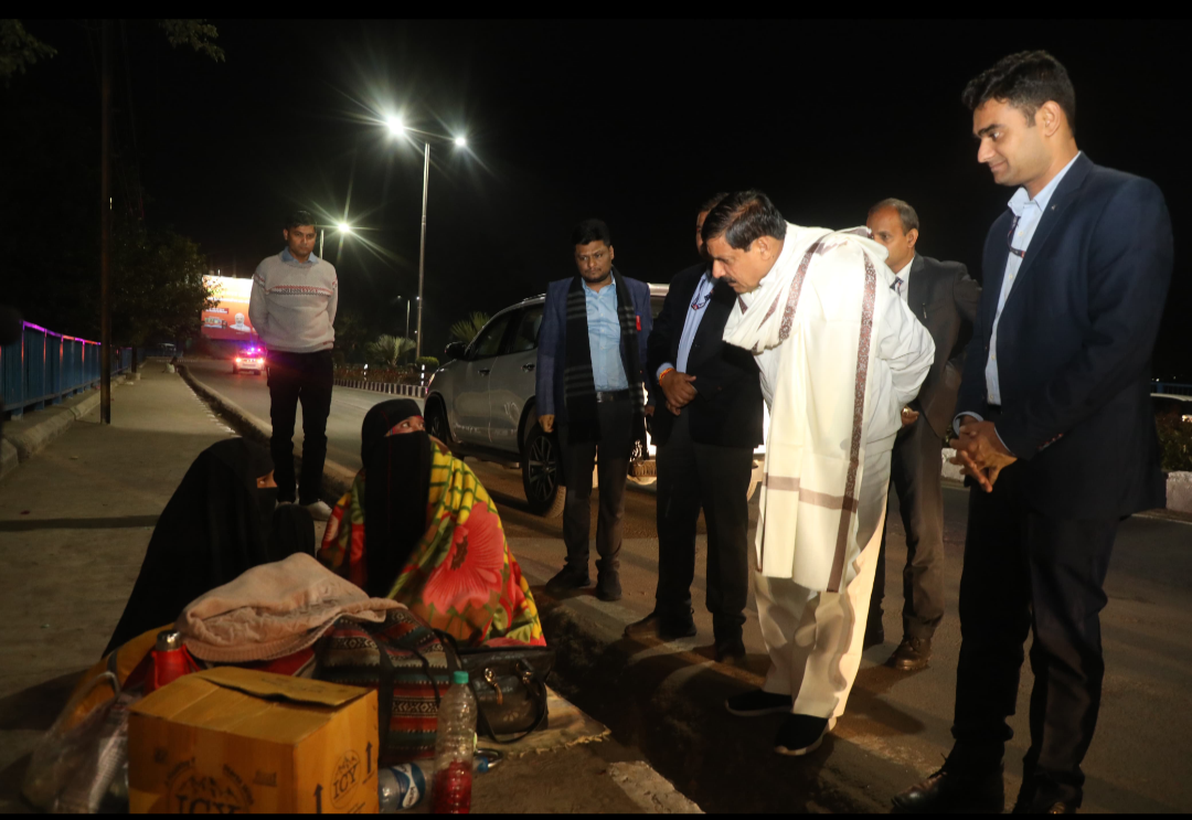 CM Mohan Yadav distributed blankets