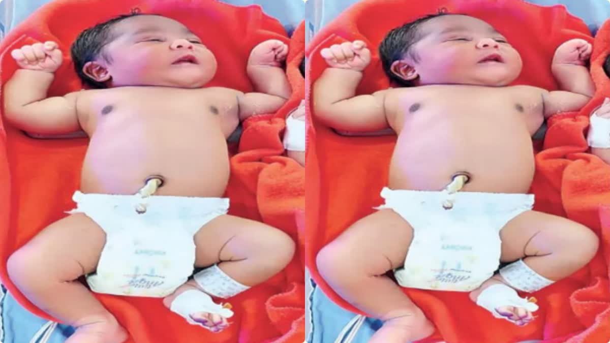 WOMAN GAVE 5 KILOS BABY BOY BIRTH