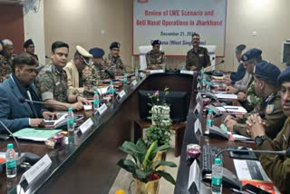 Jharkhand DGP Anurag Gupta meeting with police officers in Chaibasa