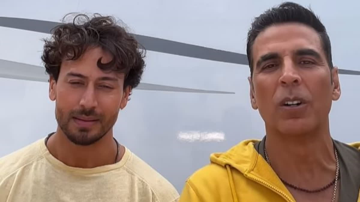 Tiger Shroff (left), Akshay Kumar (right)