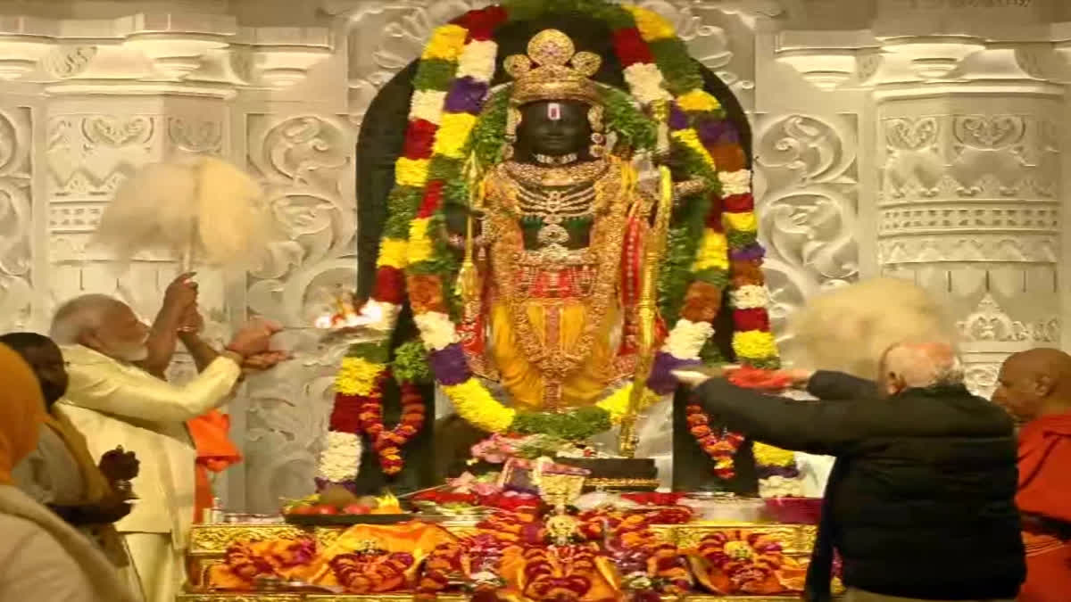 Ram Lalla idol at Ram Mandir in Ayodhya (Source: ANI)