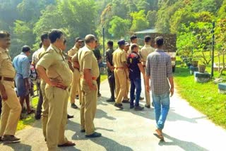 Kakkayam closed  കാട്ടുപോത്ത് ആക്രമണം  wild animal attack  forest department  tourist place