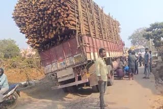 Traffic_Jam_in_Parvathipuram_District