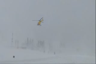 Avalanche hits Gulmarg  One foreigner dead  two foreigners missing  ജമ്മു കശ്‌മീരില്‍ വന്‍ ഹിമപാതം  ഒരു വിദേശി മരിച്ചു