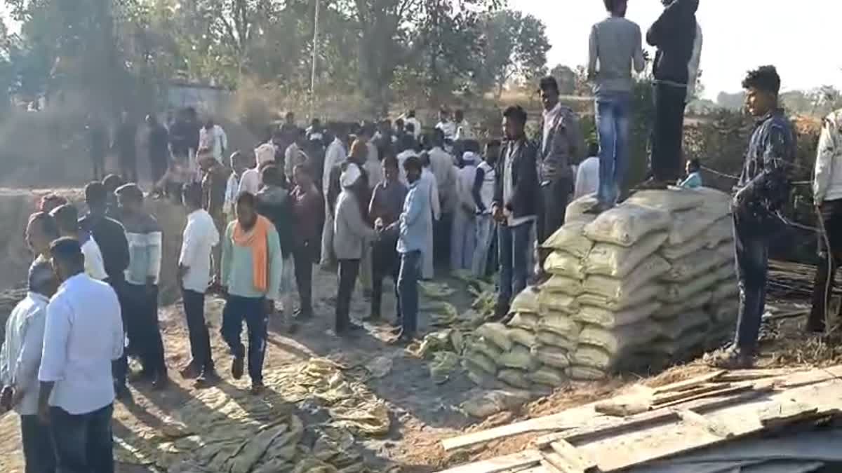 5 Workers Crushed to Death In Jalna