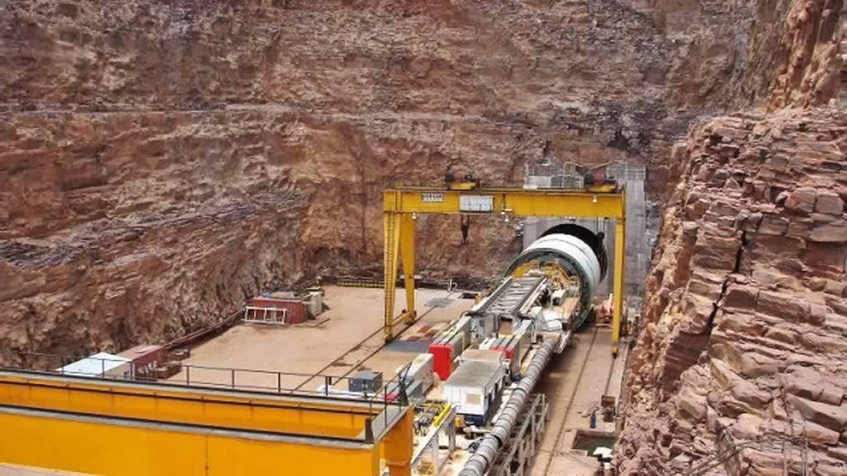 Telangana Tunnel Accident Seven workers trapped in tunnel as its roof collapsed in Nagarkurnool