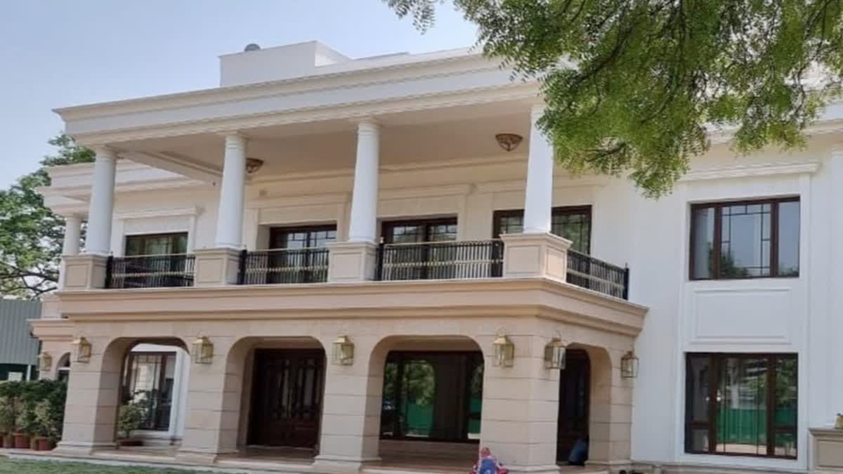 Delhi CM Rekha Gupta Not To Live In 'Sheesh Mahal'; Search Begins For Alternative Govt Residence