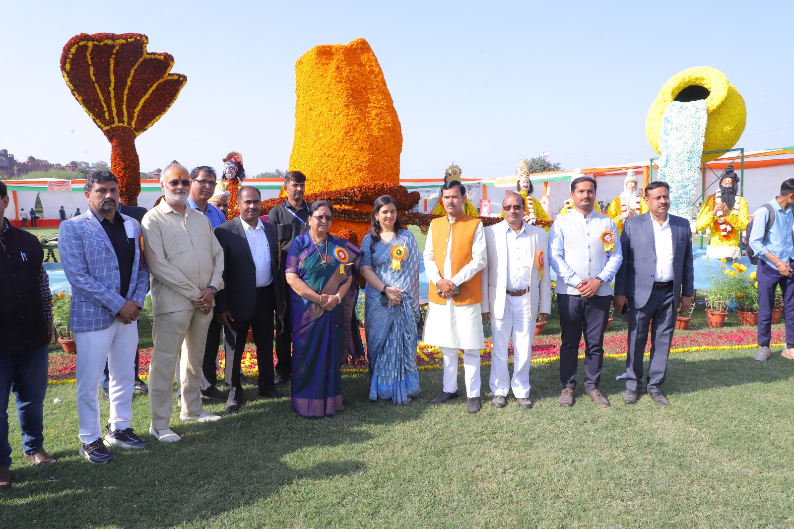 दो दिवसीय फल, शाकभाजी एवं पुष्प प्रदर्शनी का उद्घाटन.