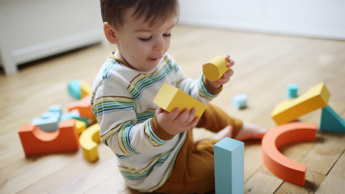WHY WE FORGET CHILDHOOD MEMORIES