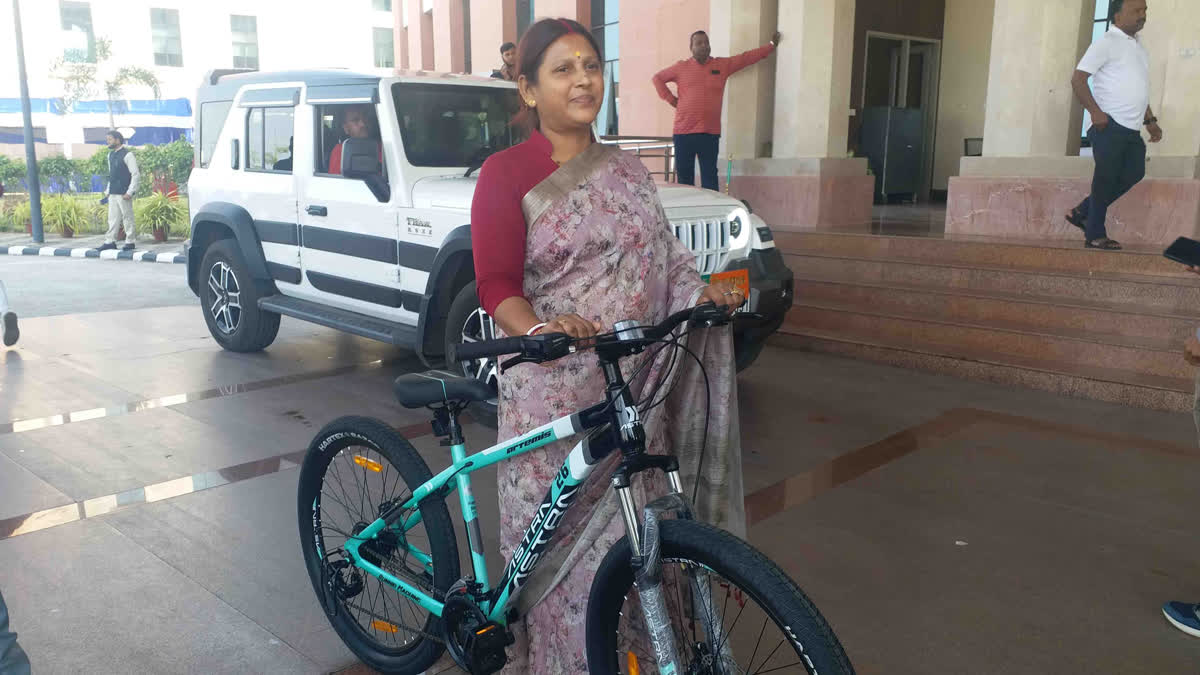 Bicycles gift to MLA