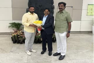 ஜனசேனா எம்.பிக்கு திமுக எம்.பிக்கள் வரவேற்பு