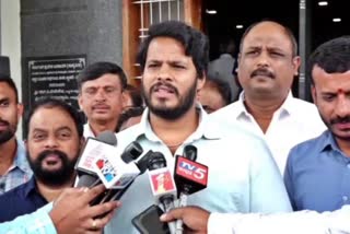 nikhil-kumaraswamy