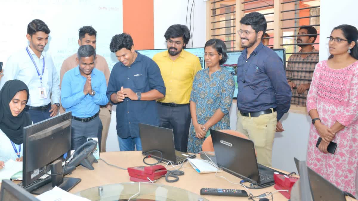 KASARAGOD ELECTION CONTROL ROOM  LOK SABHA ELECTION 2024  CONTROL ROOM FOR DEAF DUMB PEOPLE  കാസർകോട് സപ്‌തഭാഷ കൺട്രോൾ റൂം