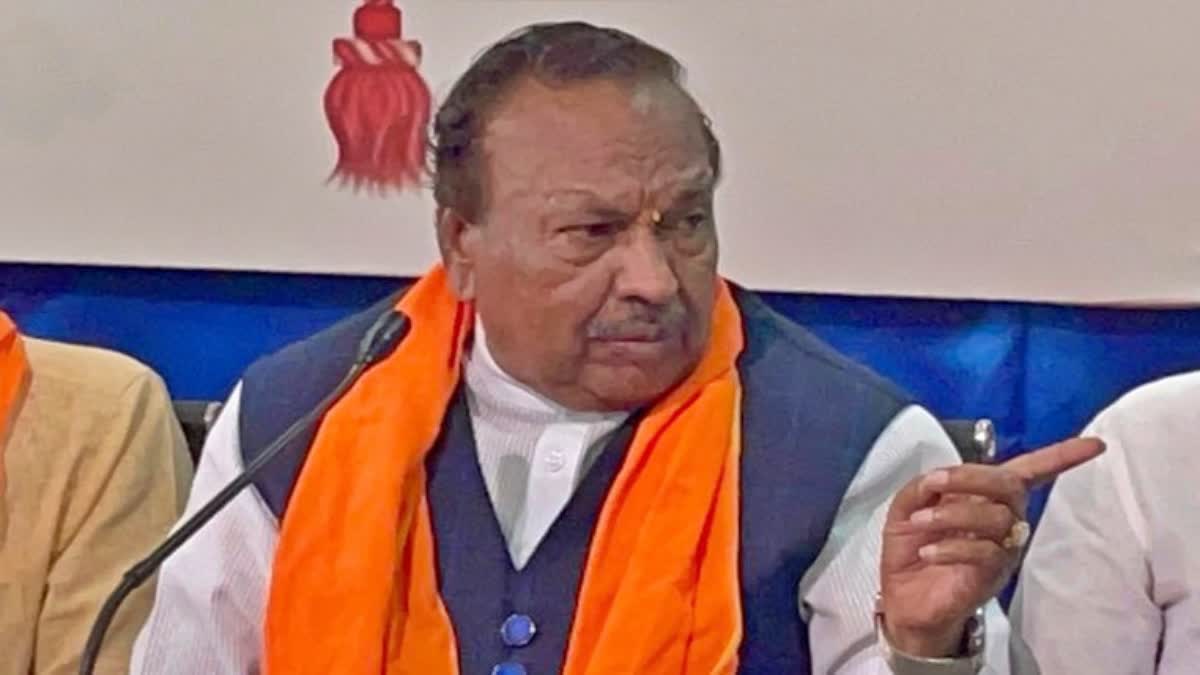 former-dcm-ks-eshwarappa-expelled-for-six-years-from-bjp