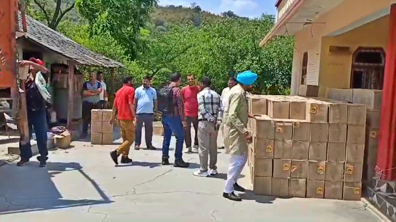 Illegal Liquor Recovered in Jawali