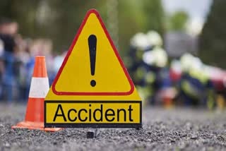 road_accidents_in_ntr_district_one_die_three_injured