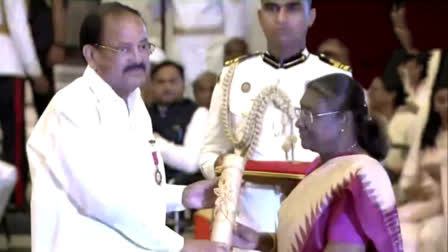 padma vibhushan venkaiah naidu