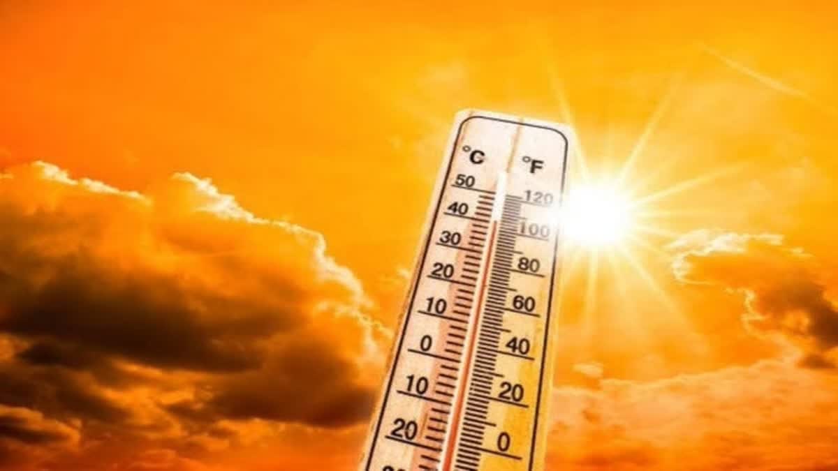 As the country reels under the scorching heat with recording breaking temperatures being observed in several states/UTs, the Indian Meteorological Department (IMD) on Wednesday predicted that heatwave is likely to persist in a dozen states/Union Territories spanning across the country while heavy rainfall in the southern states of Tamil Nadu and Kerala.