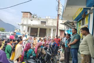 water problem in Mussoorie Kempty market