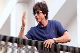 SHAH RUKH KHAN HOSPITALISED