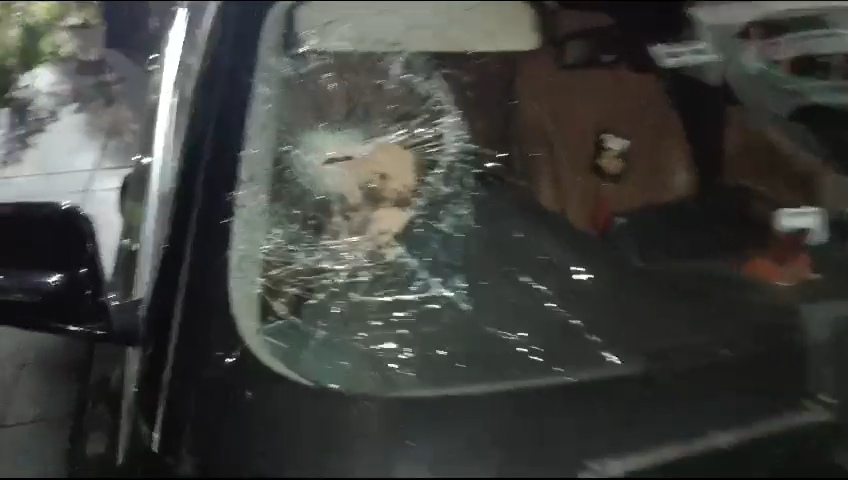 TI BREAKS GLASS OF NEIGHBORS CARS