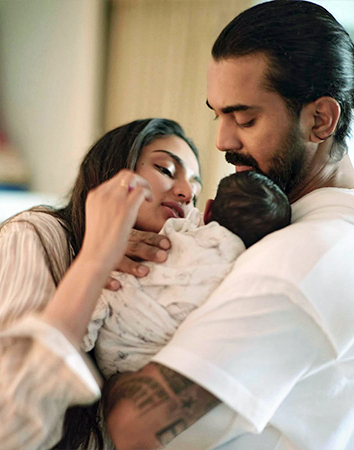 Athiya Shetty with k l rahul and daughter
