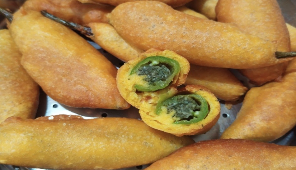 Mirchi Bajji with Vamaku