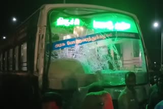 تمل ناڈو میں خوفناک سڑک حادثہ، 6 افراد ہلاک، سرکاری بس اور وین میں تصادم