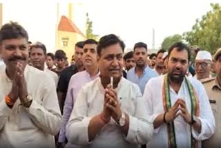पीसीसी चीफ डोटासरा के साथ नेता प्रतिपक्ष टीकाराम जूली