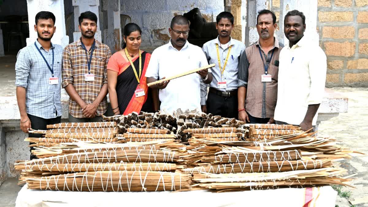 குளித்தலை சிவாயம் கோயிலில் தேவதாசிகளுக்கு பரிவட்ட மரியாதை – வியக்க வைக்கும் ஓலைச்சுவடி தகவல்கள்