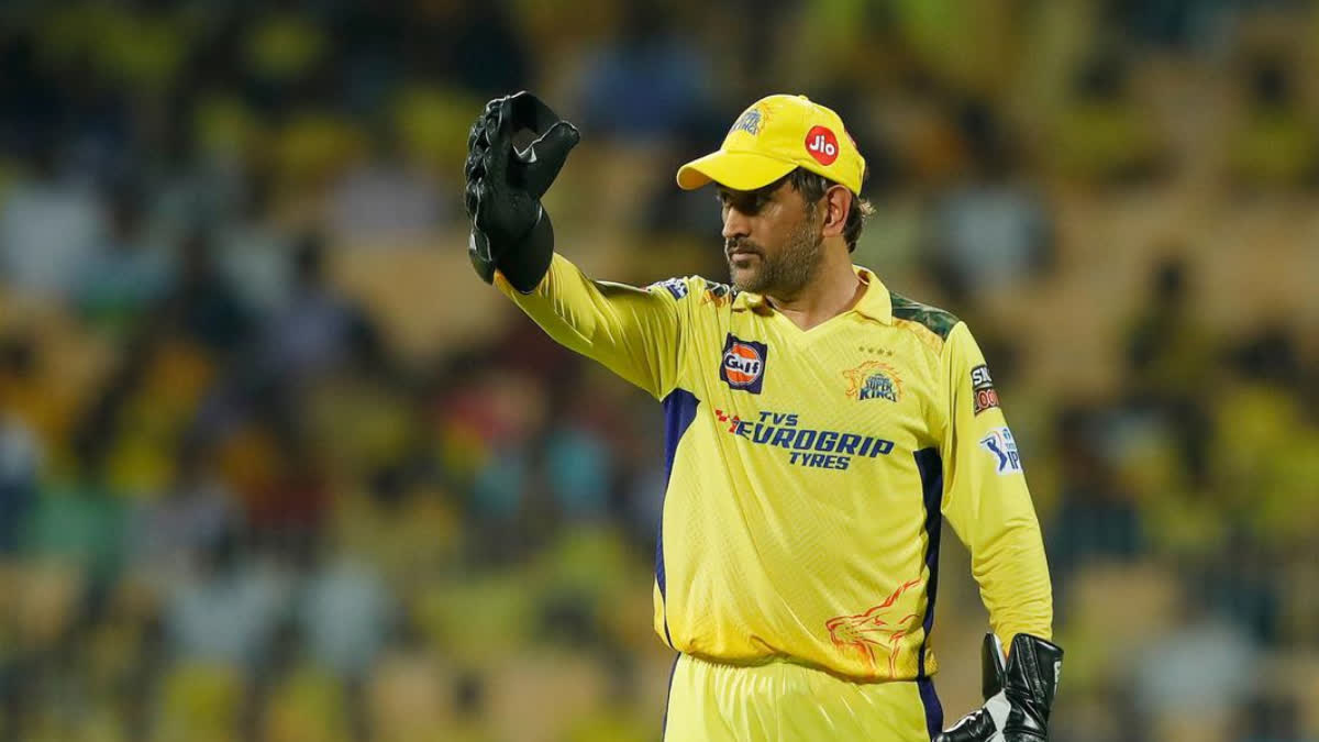 MS Dhoni  chennai super kings  ms dhoni knee injury  IPL  kashi viswanathan  എംഎസ് ധോണി  ഐപിഎല്‍  എംഎസ് ധോണി കാല്‍മുട്ടിലെ പരിക്ക്  ചെന്നൈ സൂപ്പര്‍ കിങ്‌സ്  ചെന്നൈ സൂപ്പര്‍ കിങ്‌സ് സിഇഒ  കാശി വിശ്വനാഥന്‍