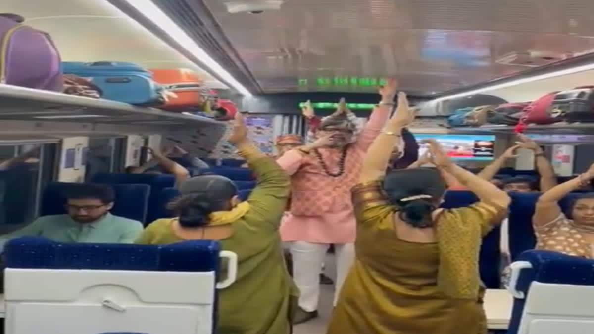 Yoga in Vande Bharat Express (Viral Video)