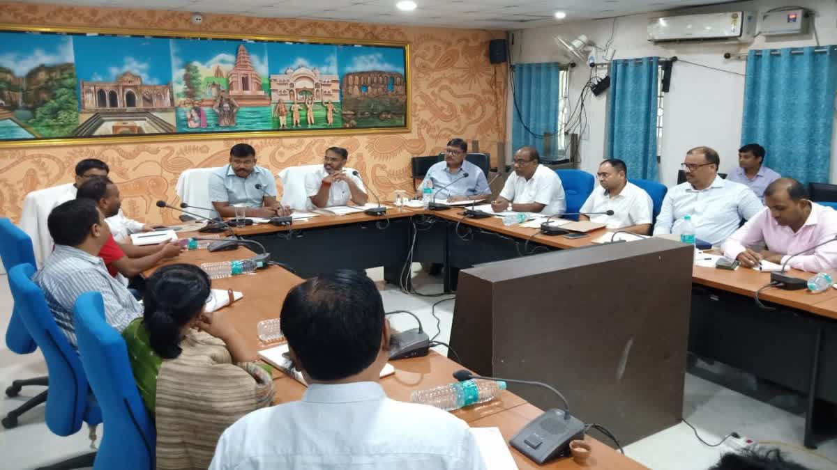 Sahibganj DC review meeting