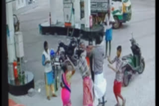 petrol-bunk-employ-attack-in-perambalur