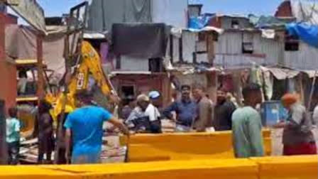 BMC bulldozer flattens Shiv Sena (UBT)'s 'illegal' Bandra branch