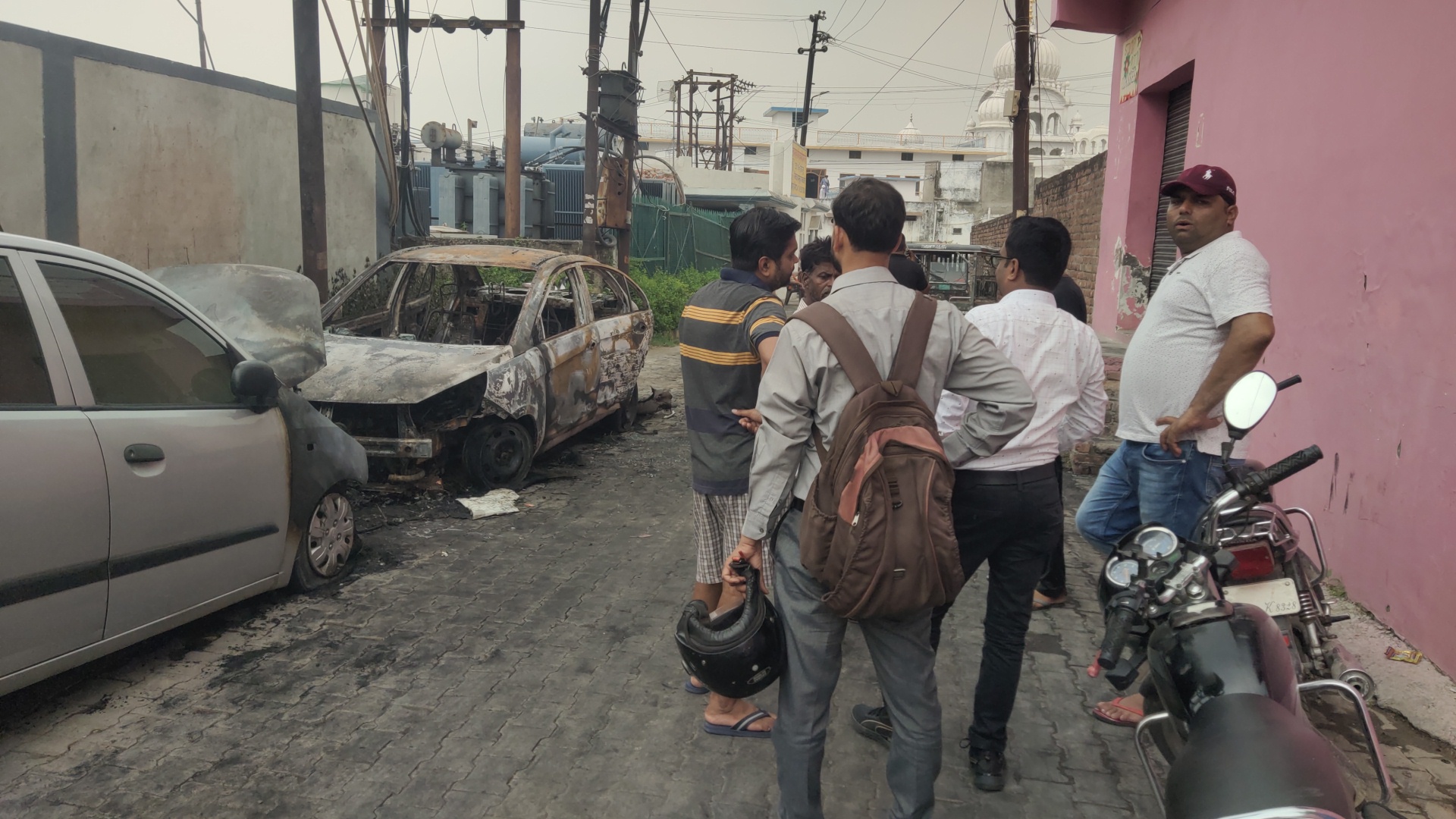 car caught fire in Kashipur