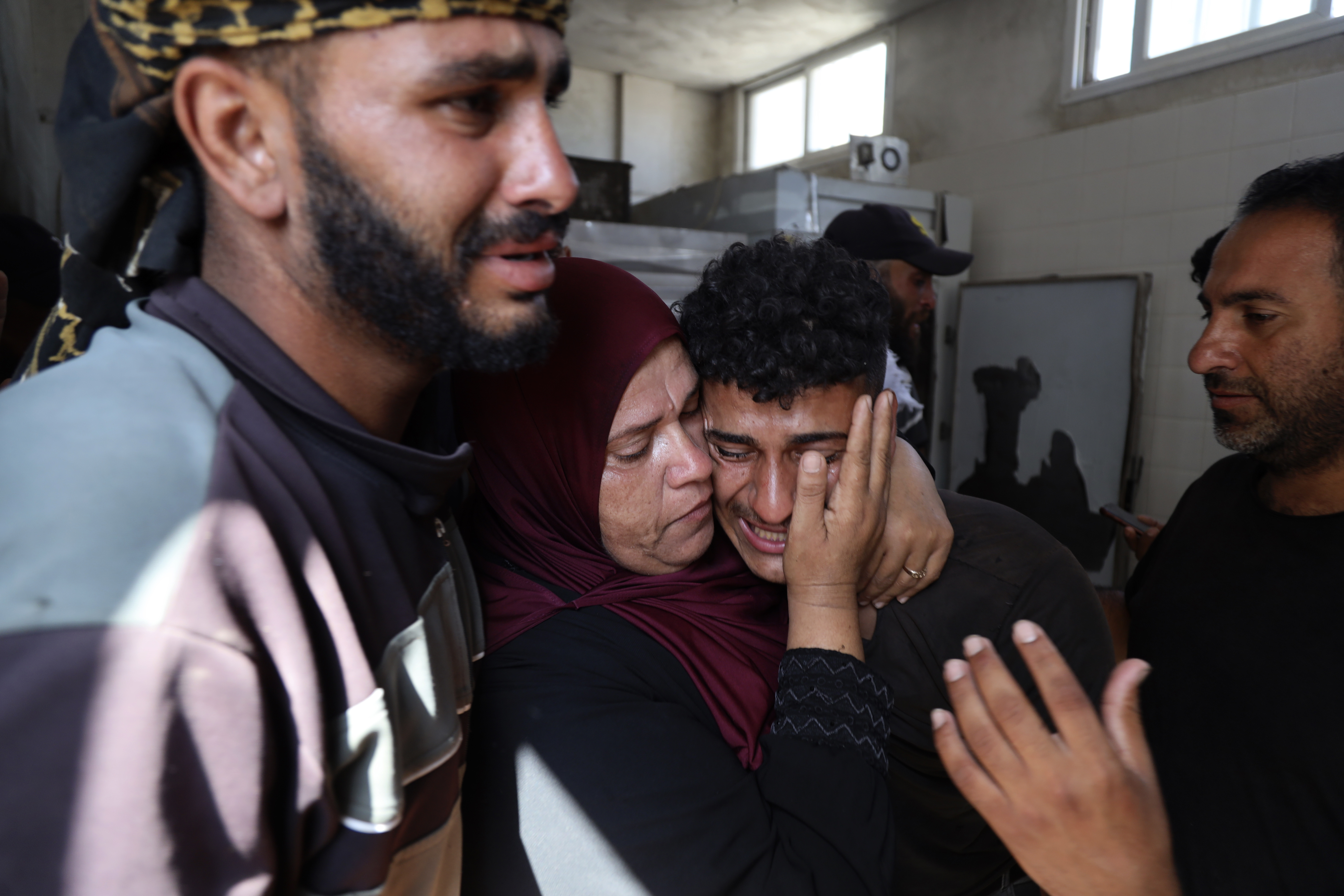 نہتے، بے گھر خیمہ زن فلسطینیوں پر اسرائیلی حملے