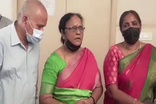 Health Department Director Padmavathi Visit in Hospital