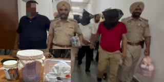 6 PEOPLE ARRESTED