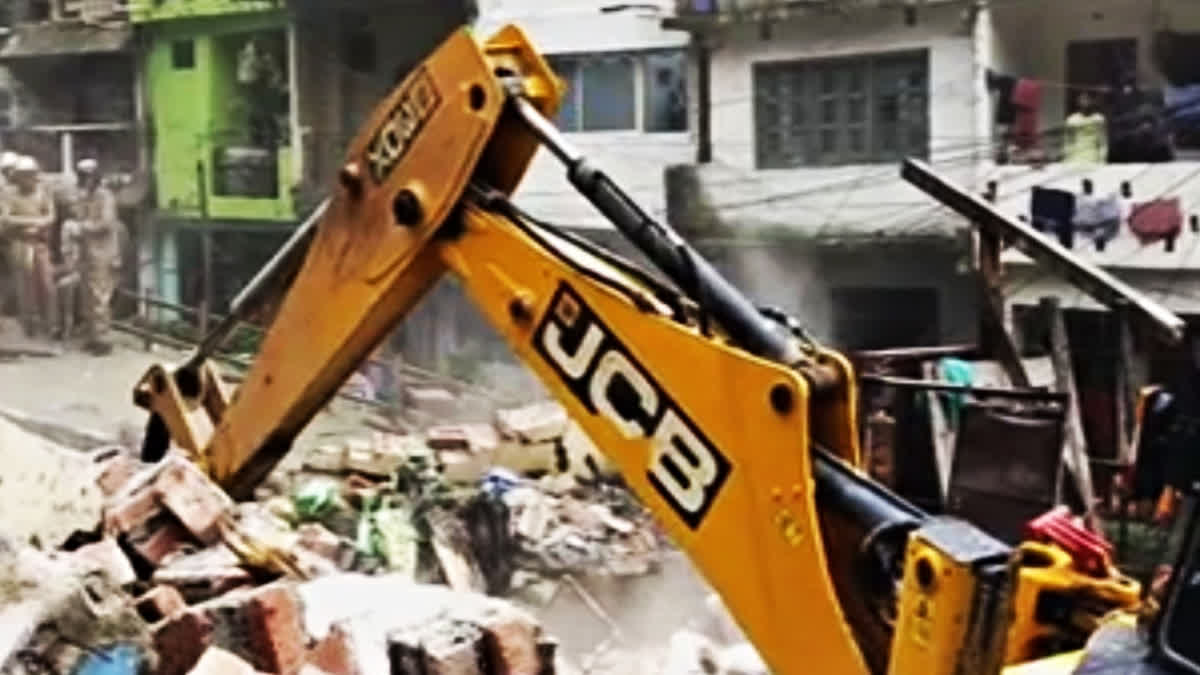 At least half a dozen JCB machines were pressed into service to remove encroachments from the King Mahmudabad enemy property in the Nainital district of Uttarakhand since Saturday morning.