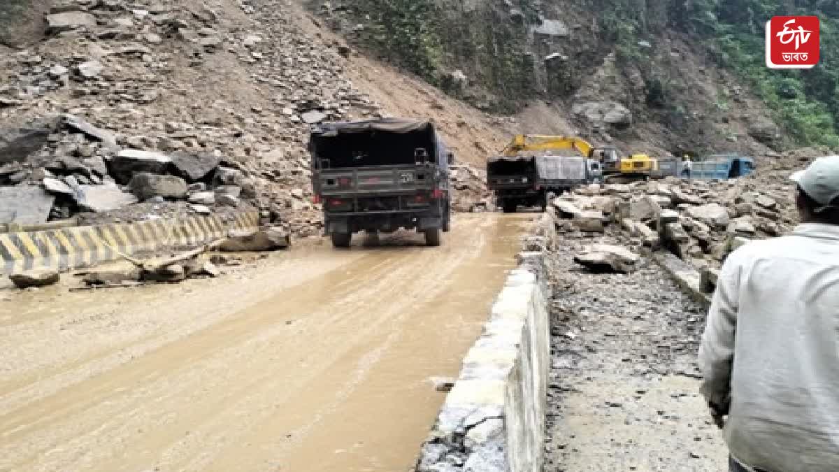 BRO reconstruction work on Orang-Tawang road