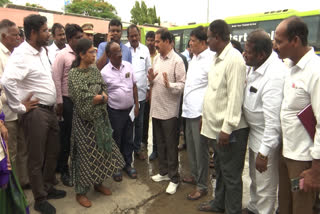 Hanamkonda Bus Stand Issue