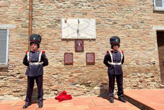Remembering the supreme sacrifices of the Indian soldiers, the Commune of Monotone in Italy and Italian Military historians have unveiled “VC Yeshwant Ghadge Sundial Memorial” at Montone in Perugia of Italy) as a tribute to the Indian troops, who fought during Italian Campaign during the Second World War, and to honour Naik Yeshwant Ghadge, Victoria Cross, who was killed in action fighting on the heights of Upper Tiber Valley.