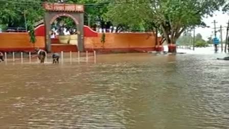 Bengali Baba Dargah is flooded by Doodh Ganga river