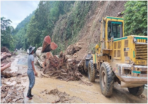 পশ্চিম অৰুণাচল প্ৰদেশৰ ওৰাং-টাৱাং পথত বৰ্ডাৰ ৰোডছৰ যুদ্ধকালীন মেৰামতি কাৰ্য