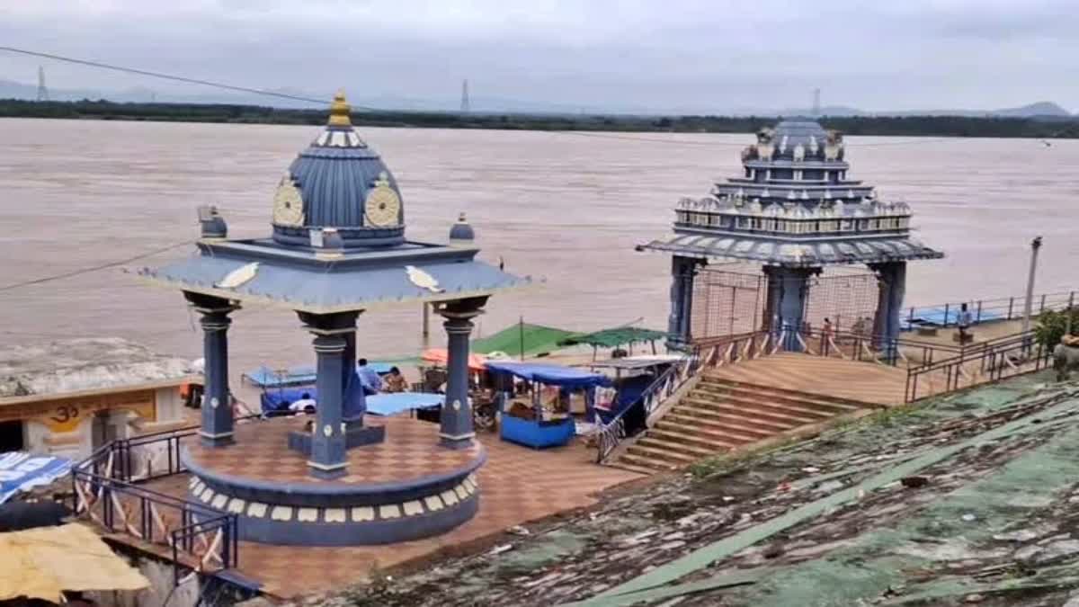 Godavari Water Level in Bhadrachalam