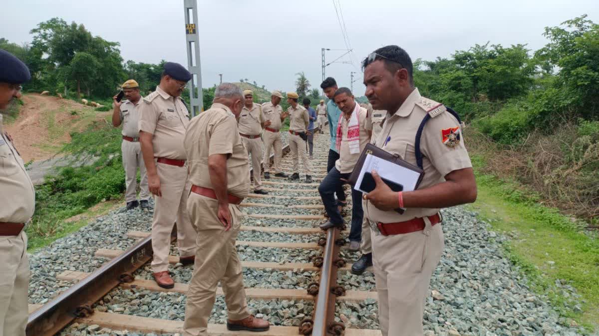 miscreants placed rod on tracks